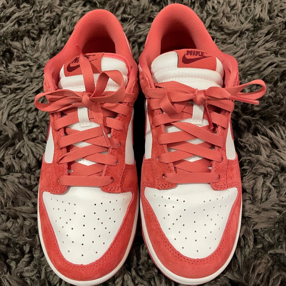 Nike Valentine’s Day Dunks